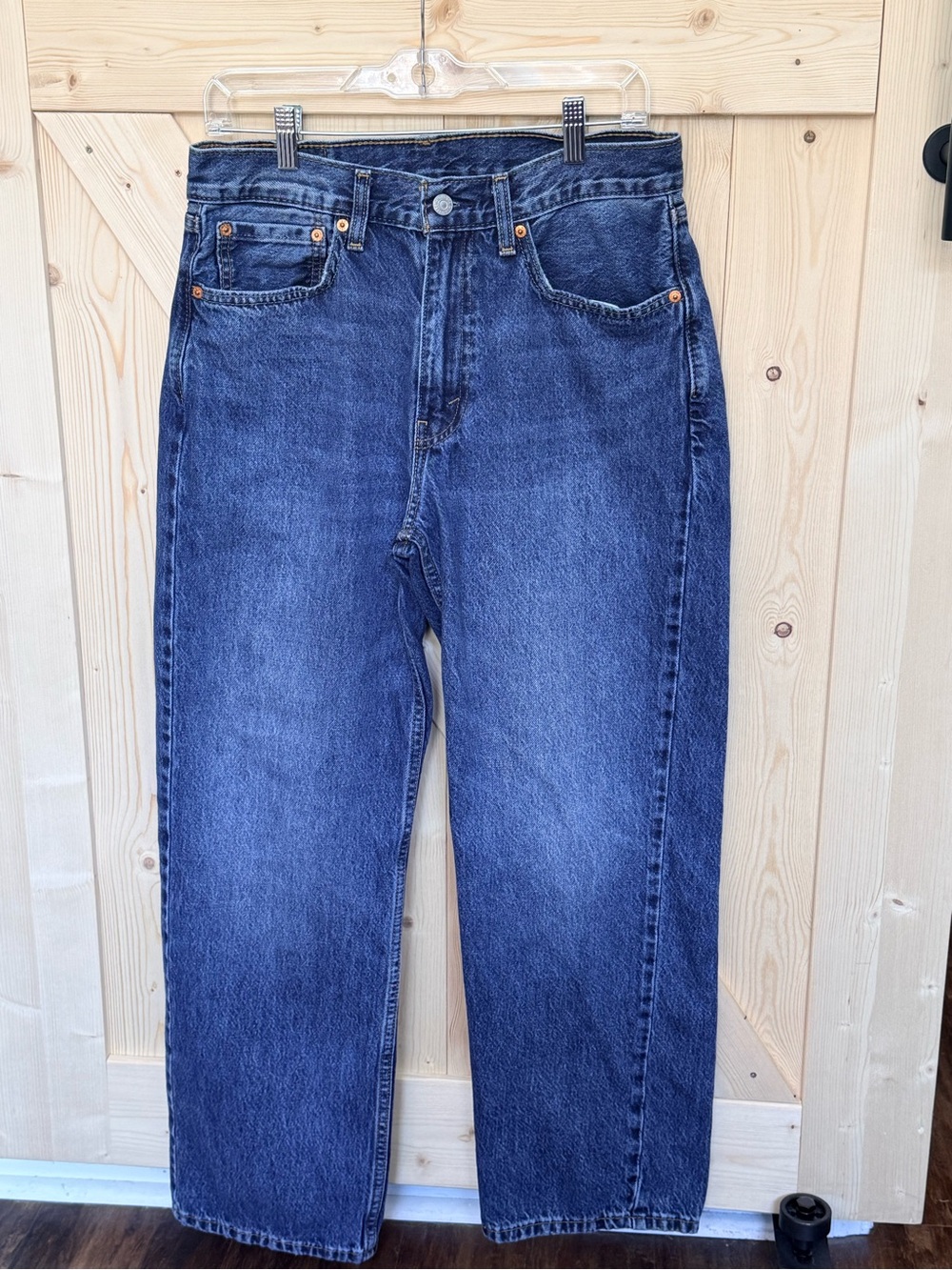 Levi's 565 Dark Blue Straight-Leg Jeans